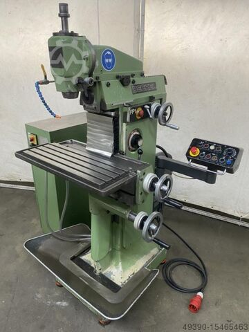 Фрезерный станок с унифицированным инструментом DECKEL FP 1