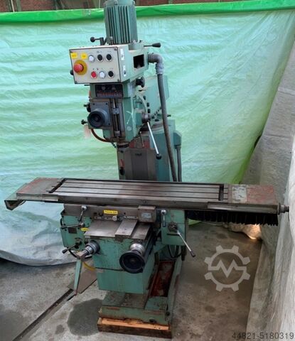 Универсальный фрезерный станок TOS FNK 25 A