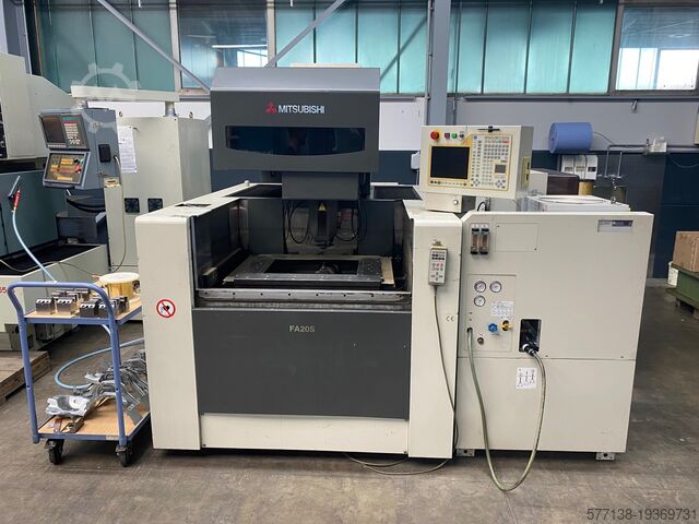 Машина для эродирования проволоки Mitsubishi FA20-S Advance