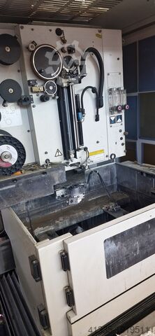 Машина для эродирования проволоки FANUC Robocat Alpha OPiB/A04B