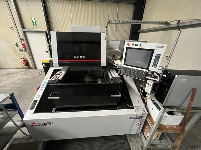 Машина для эродирования проволоки Mitsubishi MV 1200 R