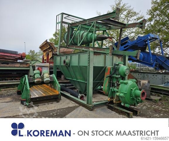 Обезвоживающий экран Sotres с циклоном  