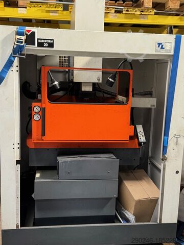 перфорация edm CHARMILLES ROBOFORM 20