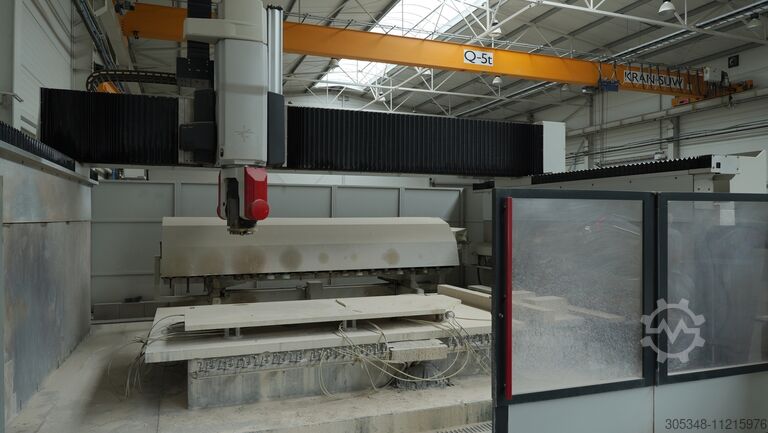 Обрабатывающий центр INTERMAC 850