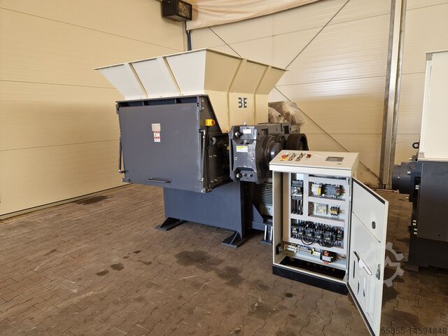 Одновальный измельчитель 3E-GRABTRADE WTF40120 75KW