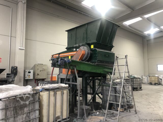 ДРОВЯНАЯ СТРУЖКА Vecoplan VAZ1600 (VAZ200/160)