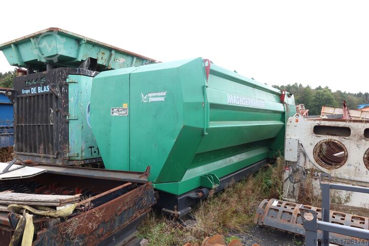 Одновальный измельчитель KOMPTECH FARWICK Mashseparator