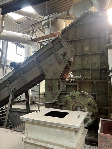 Молотковая мельница Becker shredder