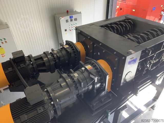 четырехосный чоппер Recycling Shredders & Solutions RSS 4 shaft shredder