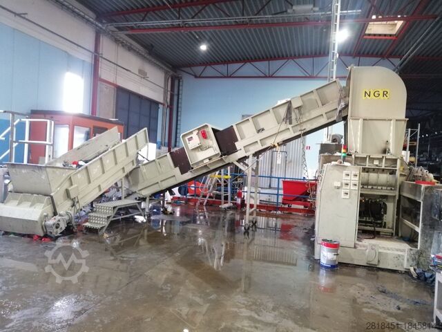 прицеп для перевозки автомобилей NGR SGran85