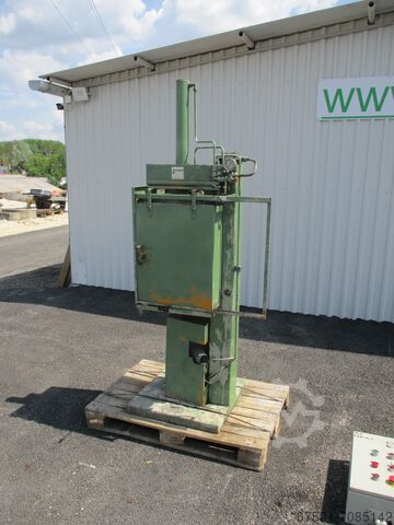 Пресс-подборщик Картонный пресс Бумажный пресс COMAP SB 5 Folienpresse