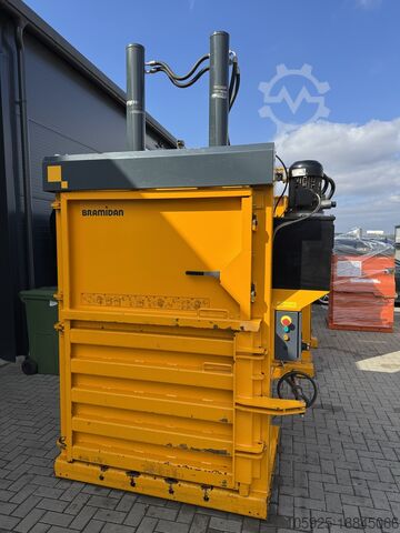 Пресс-подборщик картона и пластика Bramidan B50 Bramidan B50
