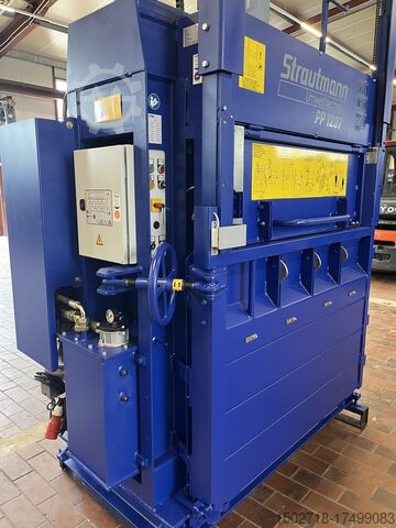 Пресс-подборщик Strautmann PP1207