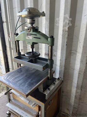 переплётная машина Hunkeler FNP