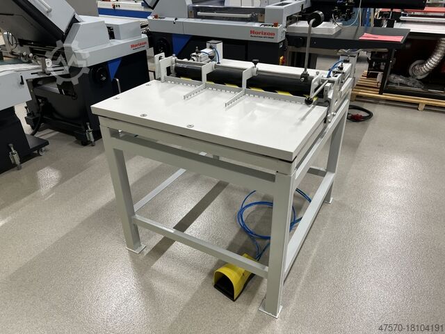 Стол для сборки жесткой обложки Hard cover assembly table 810mm