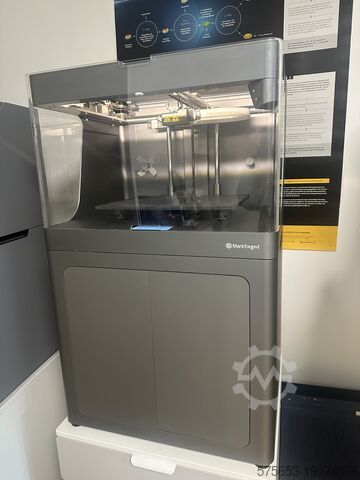 3D-принтер Markforged X7