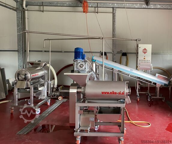 Линия для переработки косточковых фруктов. Sraml destoner and puree processing line