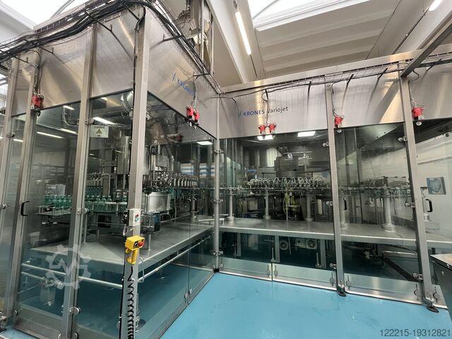 Krones Contiform, Variojet, Contiroll линия розлива в ПЭТ (невозвратная) (2002) Krones Abfülllinie für PET (Einweg)