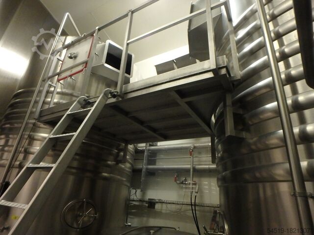 2 резервуара для брожения пшеничного пива (14 600 литров) Gresser 