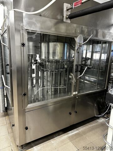 Линия розлива в бутылки негазированной воды УВТ  