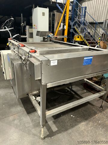 Накопительный стол для линии розлива или консервирования NN NN