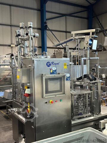 Содержимое фабрики по производству соусов Various Various