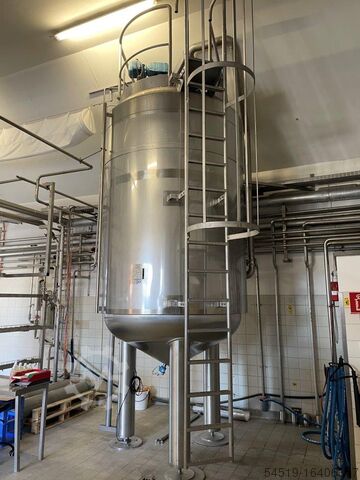 Стерильный резервуар объемом 6 000 литров с мешалкой GEA 