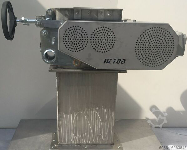 Agricracker AC100 Multicracker Benelux B.V. AC100