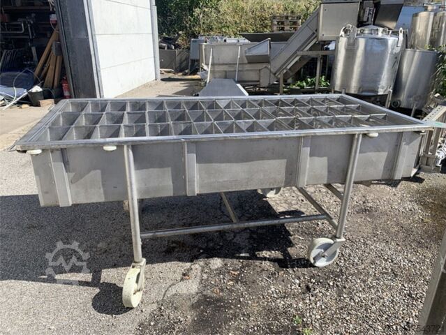 ТЕЛЕЖКА ДЛЯ СЫРА С ФОРМАМИ Pasilac 