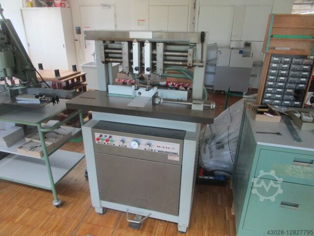 ЧЕТЫРЕХШПИНДЕЛЬНЫЙ СВЕРЛИЛЬНЫЙ СТАНОК RATIONELLA MASKINER AB IRAM 16