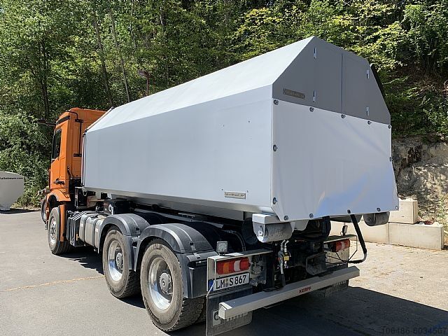 Контейнер-цистерна  amag Abrolltank