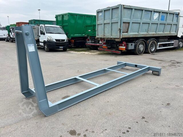 Контейнер с крюковым захватом  CULLA SCARRABILE NUOVA