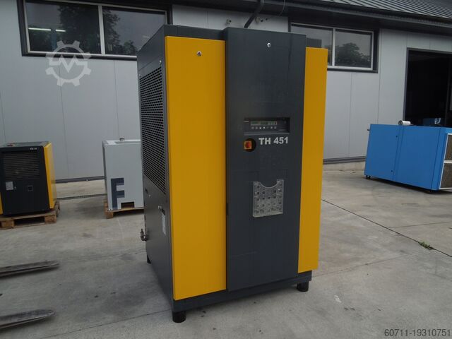 холодильный осушитель сжатого воздуха KAESER TH451
