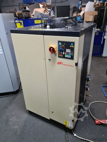 холодильный осушитель сжатого воздуха Ingersoll-Rand D780