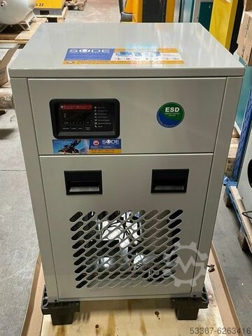 Холодильный осушитель сжатого воздуха 3,50 м³/мин ALMIG ALM-RD 225