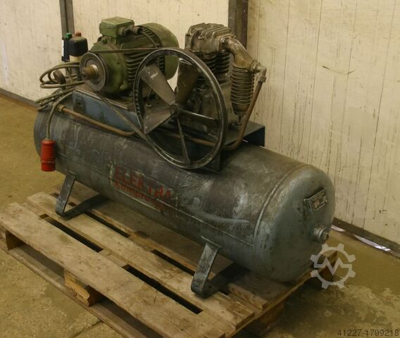 Неисправен поршневой компрессор Elektra Beckum 10/150/350