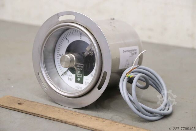 Манометр с контактным устройством Richter 0 bis 6 bar