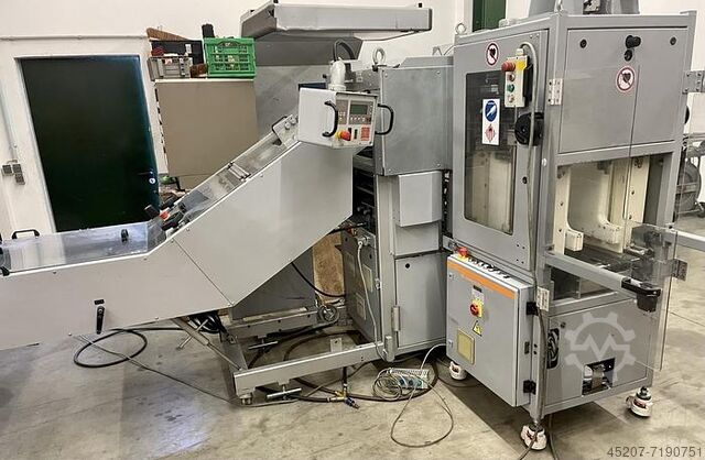 Штабелер Gaemmerler KL 540 LPC mit angebautem Verblocker VM 500