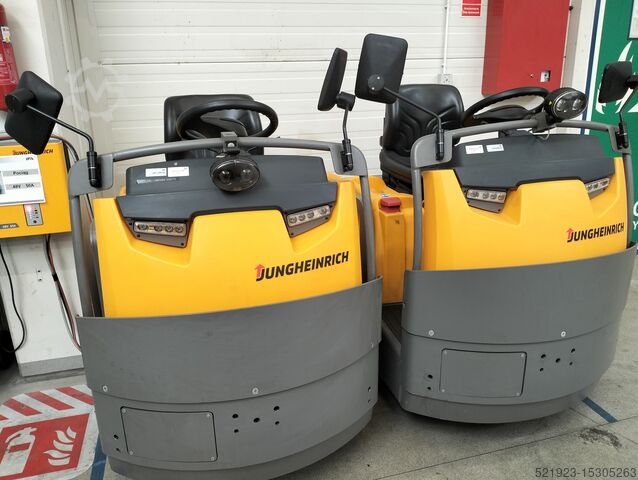 Промышленный грузовик / буксировочный тягач Jungheinrich EZS 590