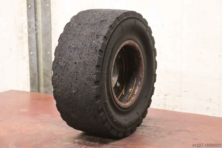 Шины из твердой резины Rigdon SE 90  16x6-8  33R-8