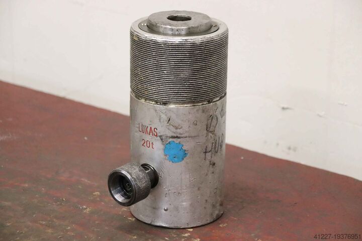 Гидроцилиндр 20 т Lukas HP 20/50