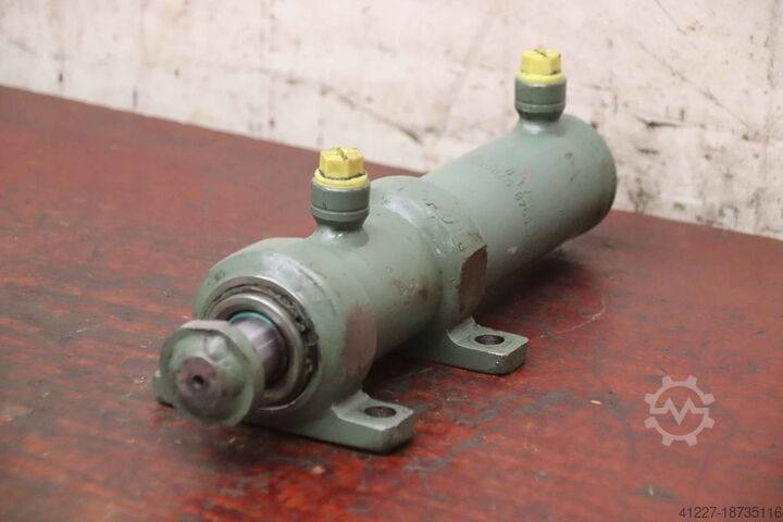 Гидравлический цилиндр unbekannt DZL 50N28/ 150  Hub 150 mm