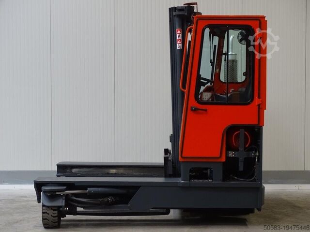Четырехсторонний боковой загрузчик Combilift C5000L - TRIPLEX