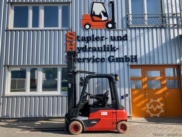 Электрический 4-х колесный вилочный погрузчик Linde E20PL-02