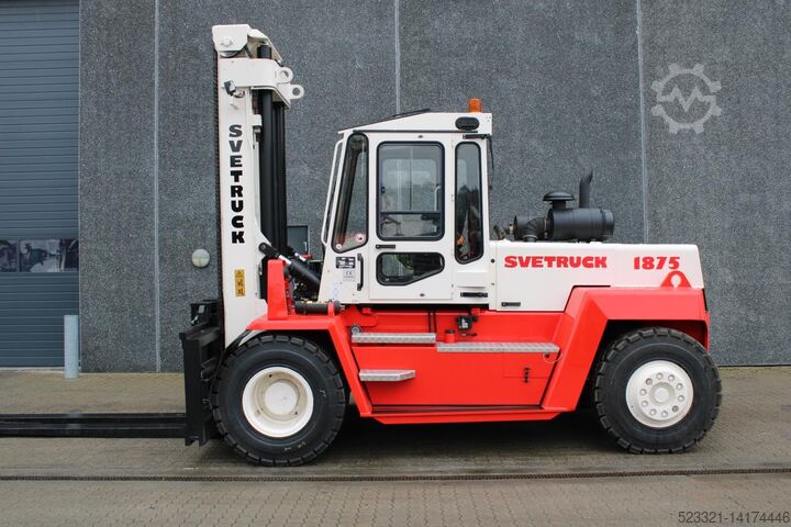 Дизельный вилочный погрузчик SveTruck 1875-33