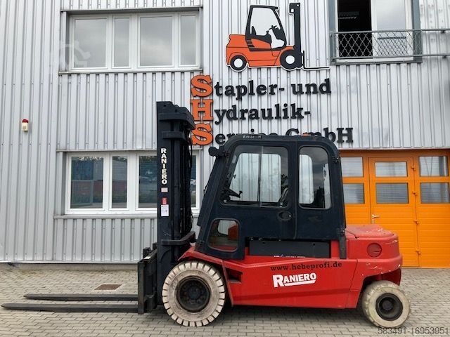 Электрический 4-х колесный вилочный погрузчик Raniero RH60/80 AC