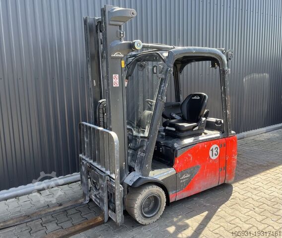 Электрический 3-колесный вилочный погрузчик Linde E20L-02