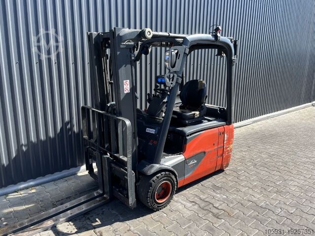 Электрический 3-колесный вилочный погрузчик Linde E18-02