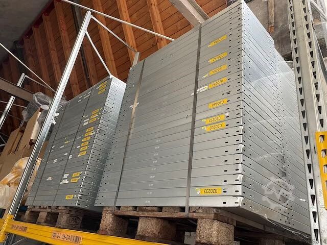 Полки Мета Meta Meta Clip