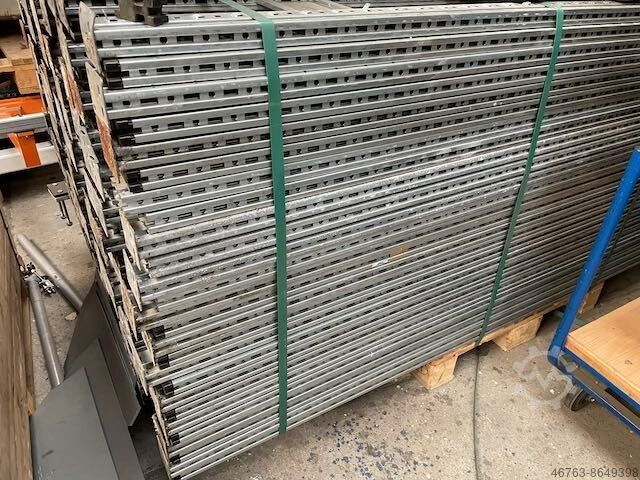 Стеллажи / Безболтовые стеллажи SSI Schäfer R3000